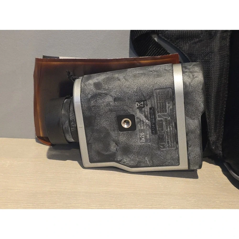 Bushnell Pinseeker 1500 Used Black/Grey RangeFinder With Bag And Manual Untested